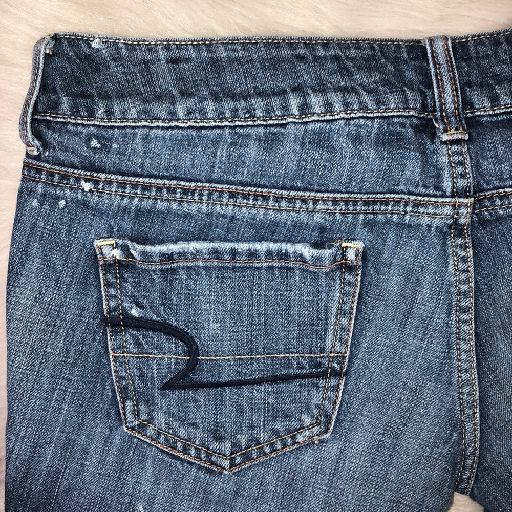 American Eagle Distressed Jean Shorts - Picture 6 of 8